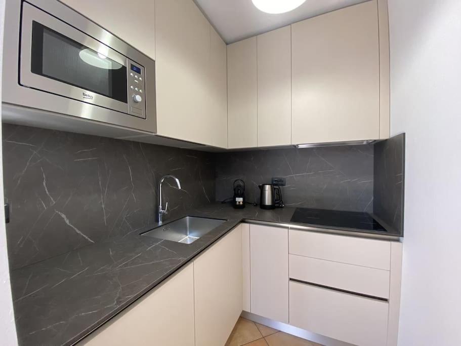 San Sisinio Apartment Argegno Bagian luar foto